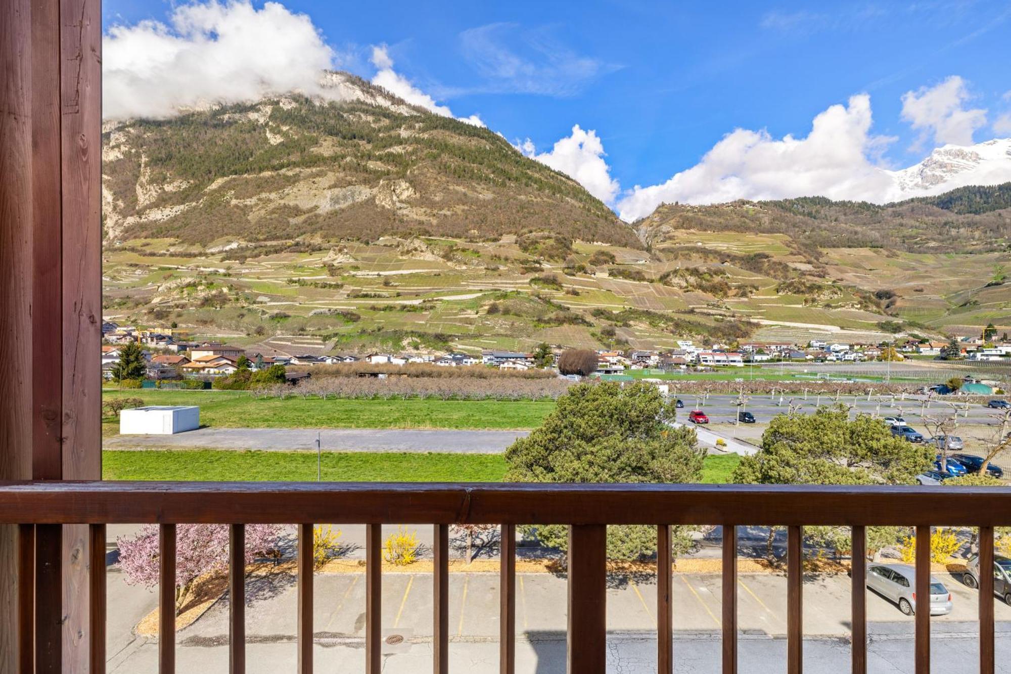 Apartamento Duplex Cosy Aux Bains De Saillon Exterior foto